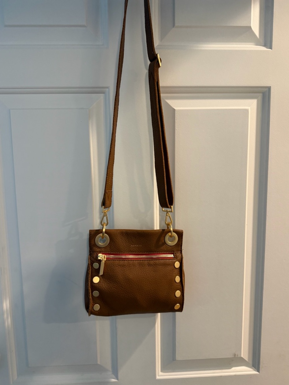 Hammitt Brown Pebbled Leather Crossbody with Red Zip and Brushed Gold hardware - Picture 4 of 10